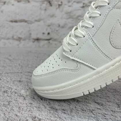 نایک ایر جردن 1 سفید (Nike Air Jordan 1 Low White) کد 2332