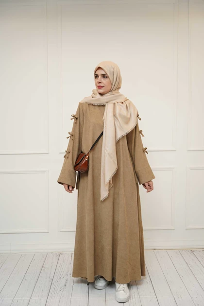 عبا پاپیونی مخمل کبریتی در رنگبندی