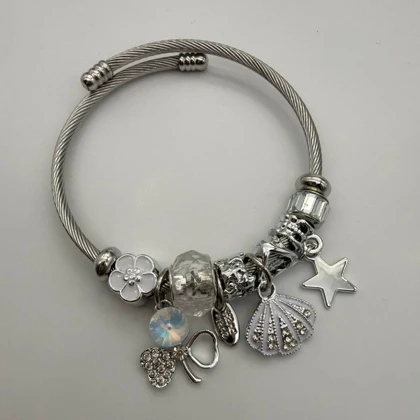 دستبند پاندورا مدل صدف سفید