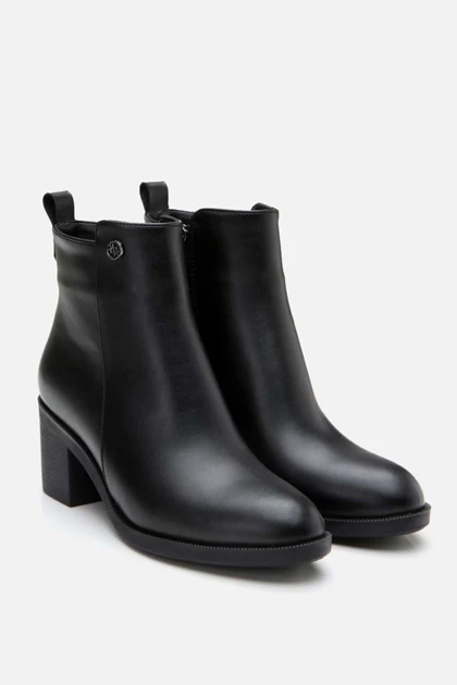 بوت و نیم بوت زنانه yaya-by-hotic yaya-by-hotic