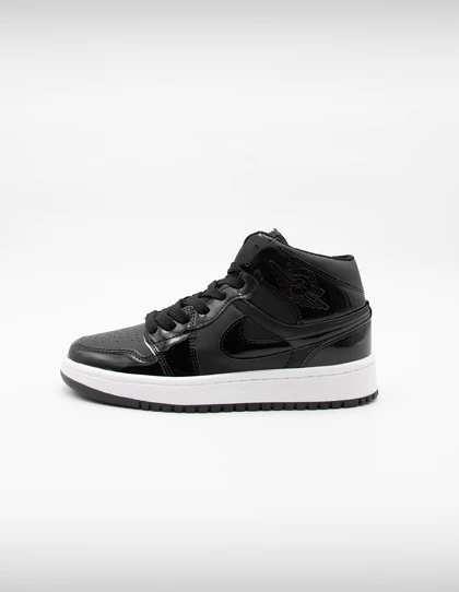 کتانی روزانه زنانه نایک Nike Air Jordan 1 Mid Dark W