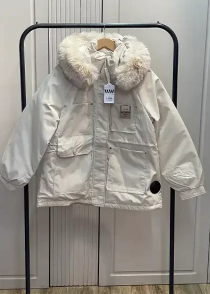 کاپشن کوتاه خزدار