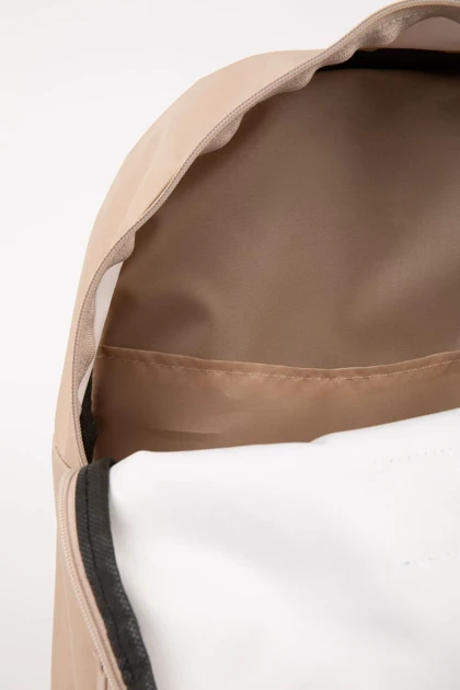 کوله پشتی بچگانه اورجینال دیفکتو defacto