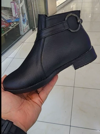 نیم بوت ساده سگک دایره