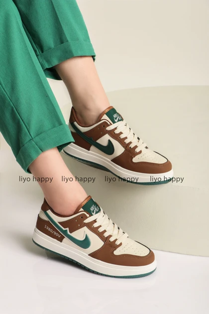 ونس نایک زنانه وارداتی Jordan One کد 2854