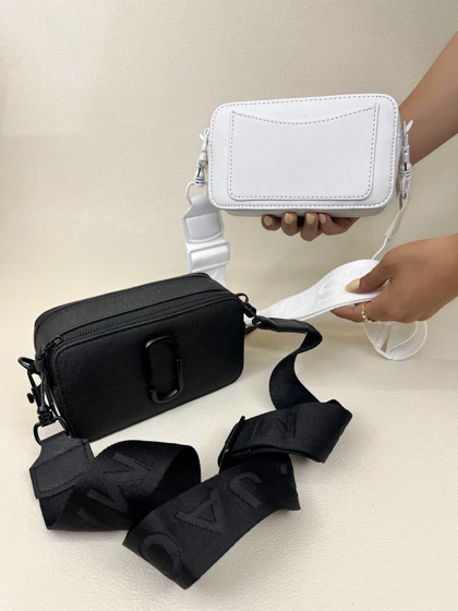کیف زنانه پاسپورتی مارک جاکوبس MARC JACOBS کد 1601