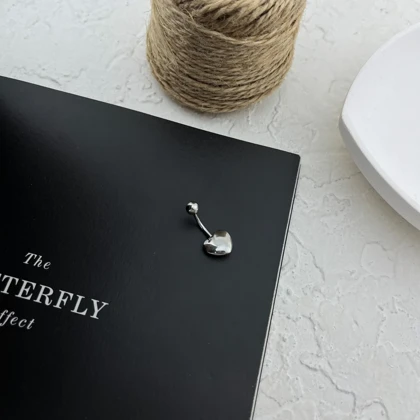 پیرسینگ ناف استیل طرح قلب