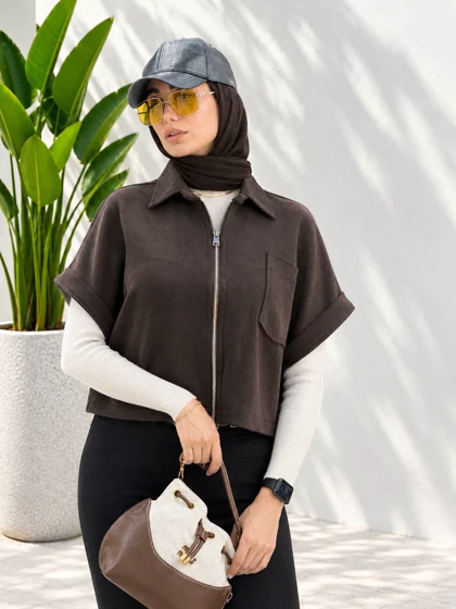 وست زنانه اویشو
