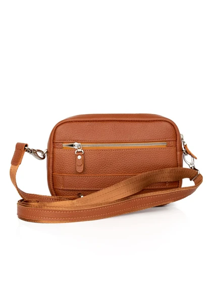 کیف پاسپورتی پویان