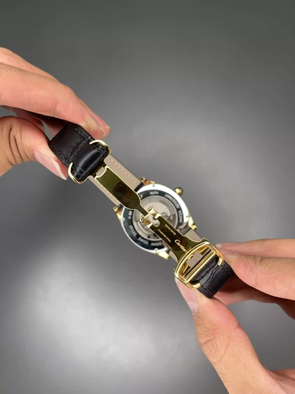 ساعت مچی کارتیه اوپن هارت بند چرمی صفحه سفید Cartier