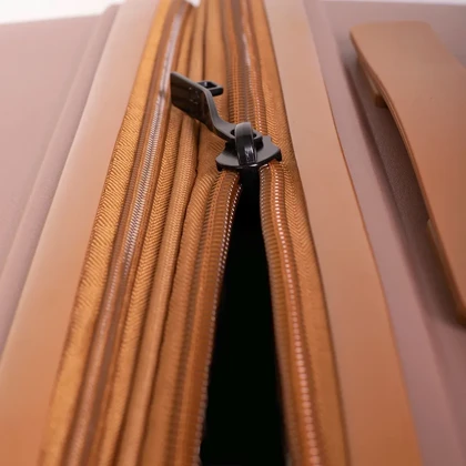 چمدان نشکن هادایز مدل HADIZE - HZD001 MEDIUM POLYPROPYLENE سایز متوسط