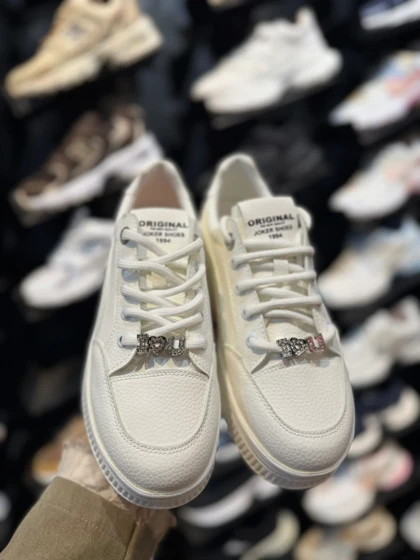 کفش ونس ساده نگینی