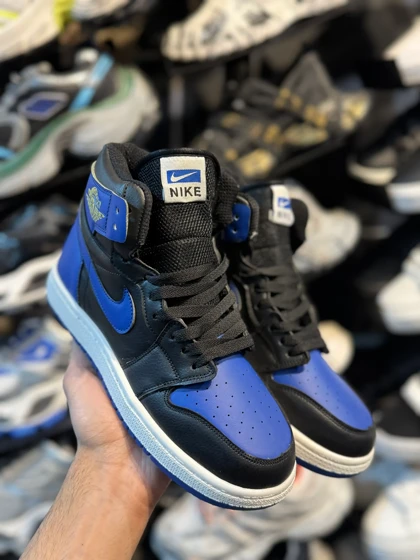 کتانی مردانه جردن ساق‌دار مشکی آبی