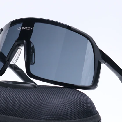 عینک برند OAKLEY کد 181264