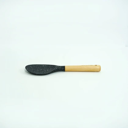 کفگیر تخت گرد سیلیکونی دسته چوبی 3840 مشکی WP