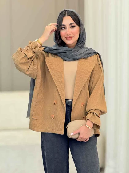 مانتو چهاردکمه سرشانه پاگن