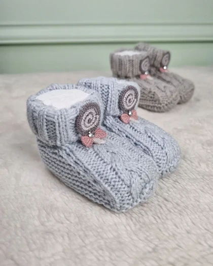 پاپوش کاموایی نوزادی طرح پاپیون