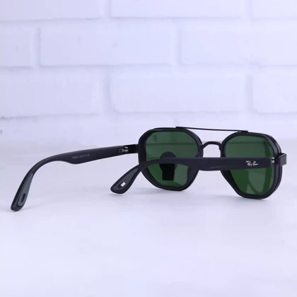 عینک آفتابی ری بن فراری فریم مشکی عدسی سبز RB 3674/2