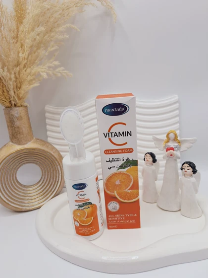 فوم شست وشو صورت ویتامینC