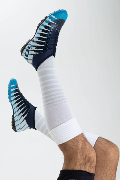 کفش میادین ورزشی بچگانه فریمکس freemax