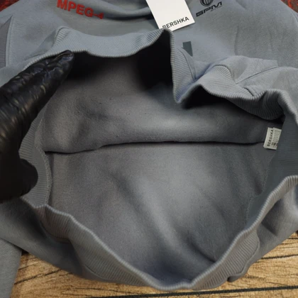 هودی گرم بالا از bershka بدون جنسیت کد 402