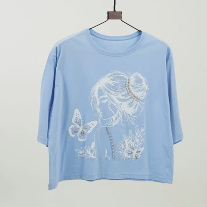 کراپ دختر پروانه ای