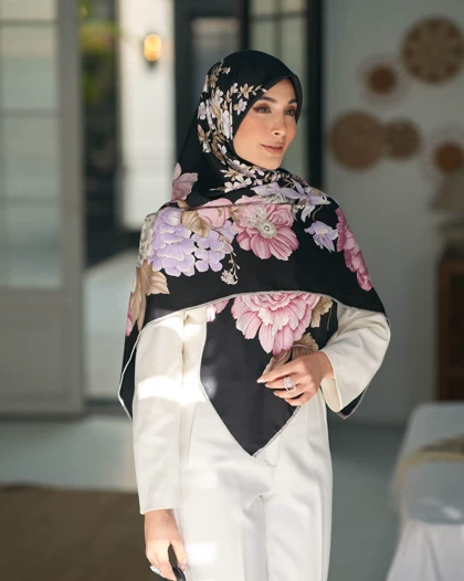 روسری ابریشم ژاکارد قواره 140 30208