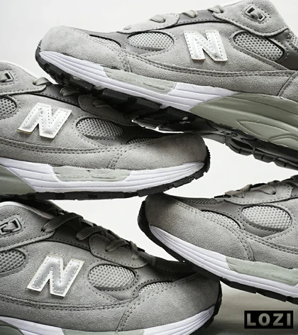 کفش کتانی طوسی سبز Newbalance 992
