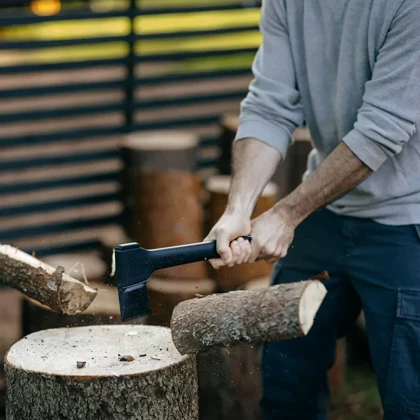 تبر FISKARS SOLID SPLITTING A11