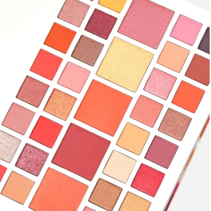 پالت سایه چشم پودری 37 رنگ روولوشن, مدل Kombucha X