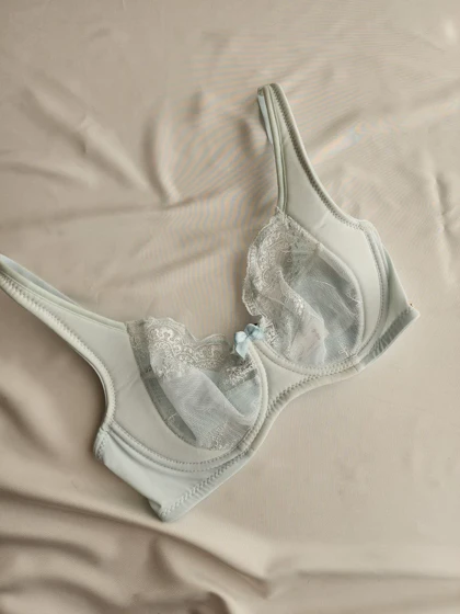 سوتین تک فنردار مینی مایزر برند SATER SEEN کد: 1010