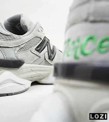 کفش کتانی مردانه طوسی روشن NEW BALANCE 9060