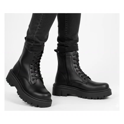 بوت لژدار برشکا