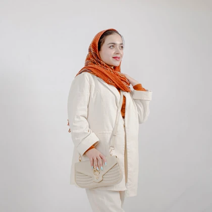 کیف دوشی زنانه چرم یلسان مدل آرچید کد 100-GN