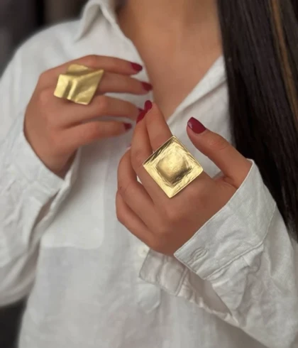 انگشتر ورشو طلایی