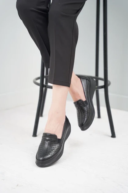 کفش طبی زنانه بلوط