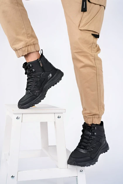 بوت و نیم بوت موگو muggo