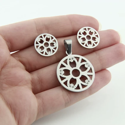 نیم ست بدون زنجیر مدل نگین‌دار