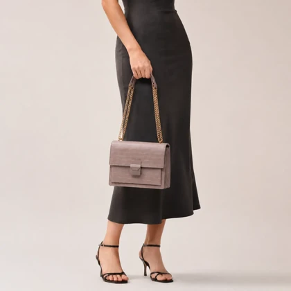 کیف دوشی زنانه دیوید جونز مدل David Jones CM7801