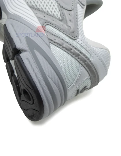 کفش دویدن زنانه آدیداس Astir W