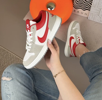 جردن 1 LOW