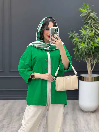 مانتو دو جیب بغل سه دکمه