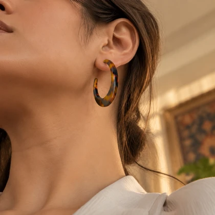 گوشواره زنانه مدل کهربا طرح پلنگی