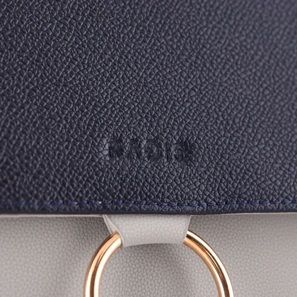 کوله پشتی زنانه چرم رادیس مدل Adriana کد 055-M.MC