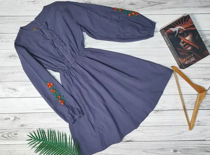 مانتو الیاف طبیعی مدل هانا گلدوزی شده