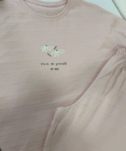 تیشرت زنانه گلارا