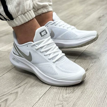 کتانی مردانه زنانه مدل نایک ایر زوم گاید nike air zoom guide رانینگ رنگ سفید