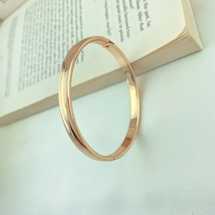 دستبند زنانه طرح طلا ژوپینگ مدل آئورمیرور با سطح آینه‌ای