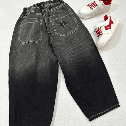 شلوار جین سنگ شور شده با دوخت سفید