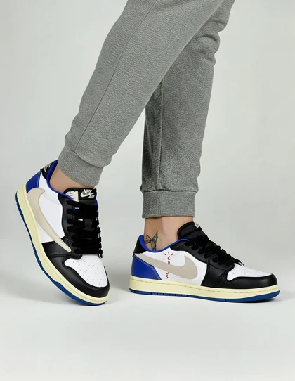 کفش روزانه مردانه نایکی Jordan 1 Low Travis Scott M